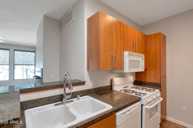 3-web-or-mls-Qp-8662