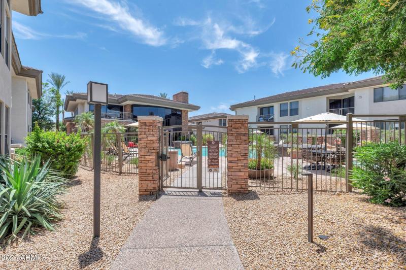 16-web-or-mls-Qp-8676