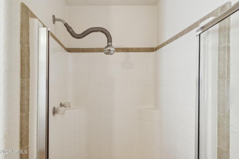 16-web-or-mls-16101-n-el-mirage-rd-327