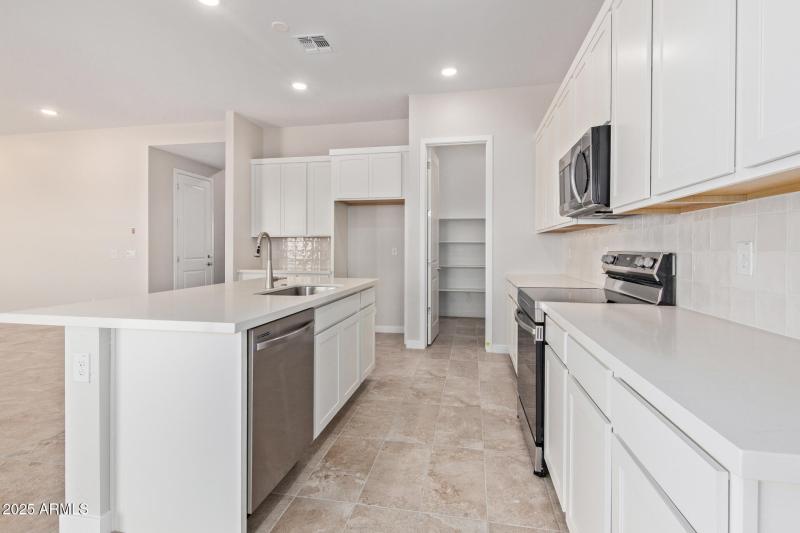 13 - Blissful Breeze