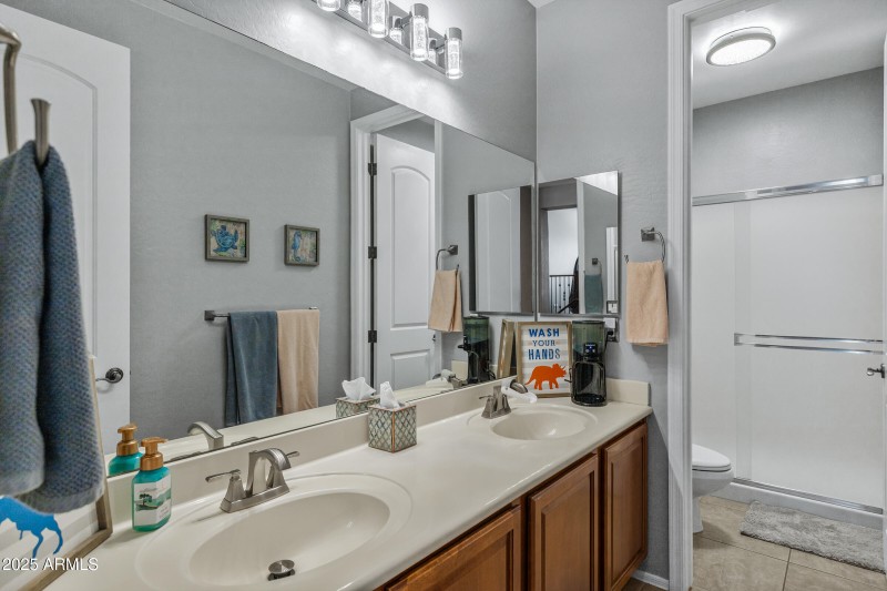 2409 W Quail Track Dr-50