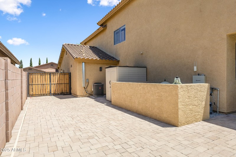 2409 W Quail Track Dr-72