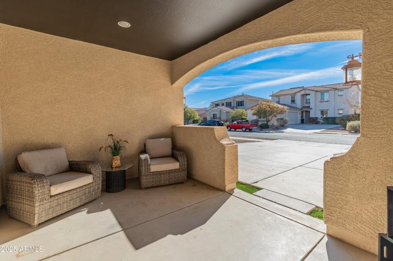 Marlborough-17376-House-Front-Patio