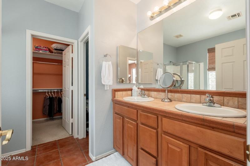 4541 E Brilliant Sky Dr - 21