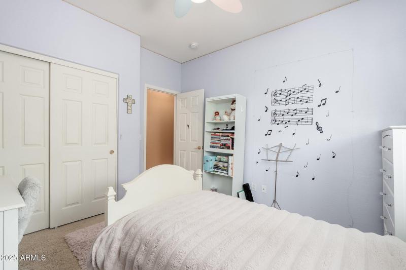 4541 E Brilliant Sky Dr - 27