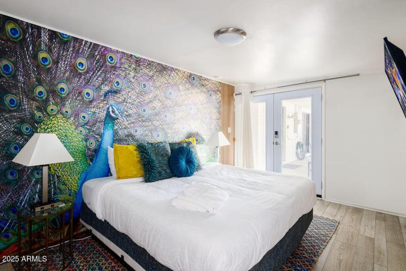 PROPERTYIMAGECO_3301N63rdSt_WEB-45