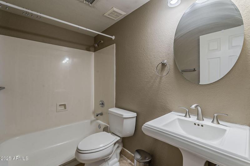 Main level guest bath