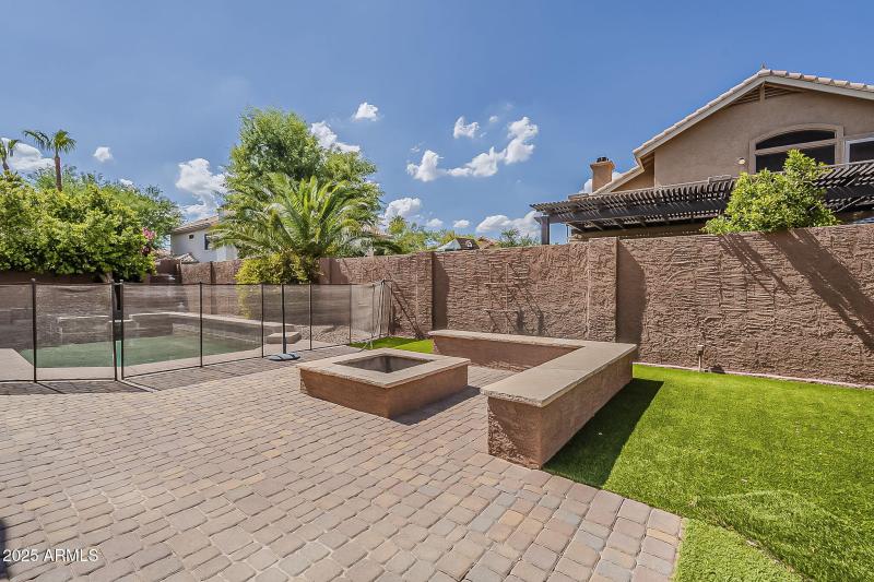 52-web-or-mls-Glenhaven-52