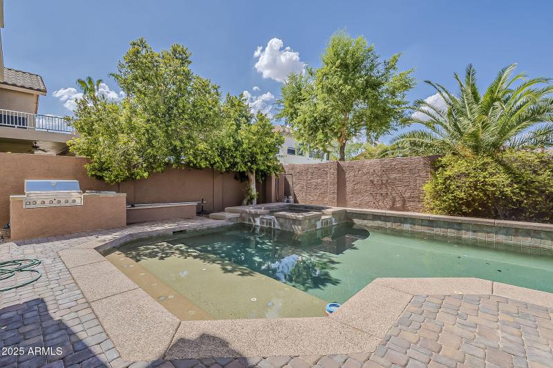 55-web-or-mls-Glenhaven-55