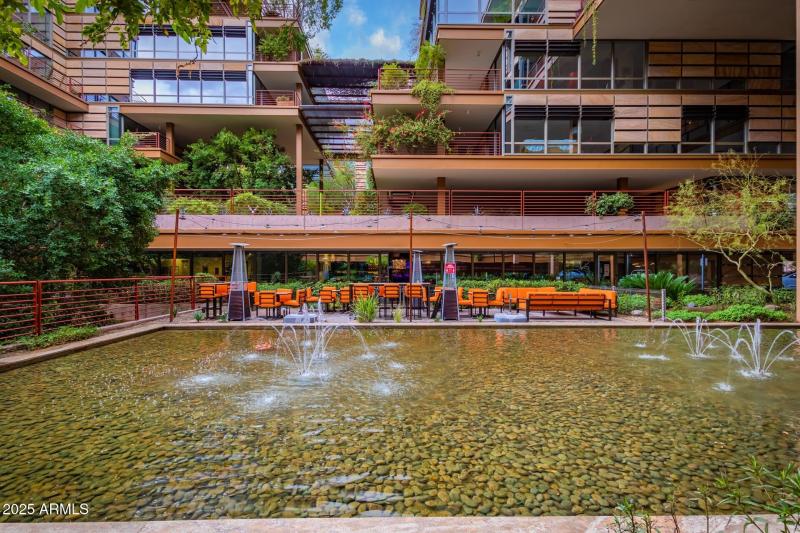 Community courtyard 4