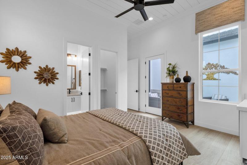 114-web-or-mls-1063-e-palm-bch-dr