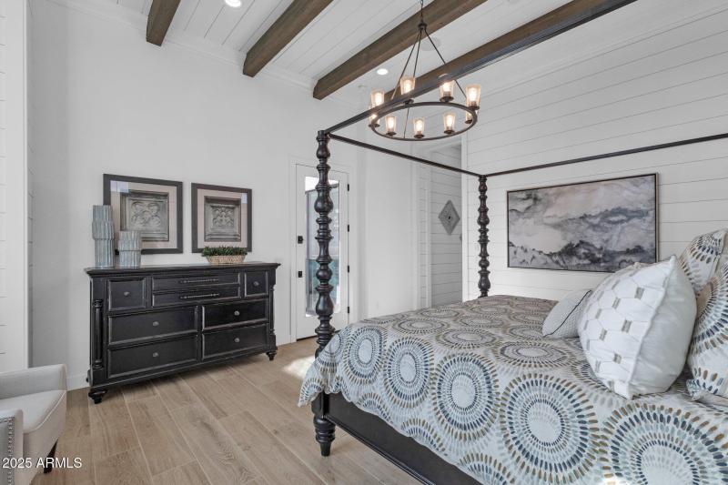 156-web-or-mls-1063-e-palm-bch-dr