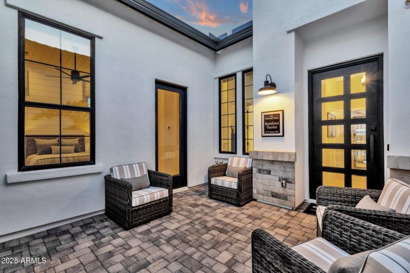 189-web-or-mls-1063-e-palm-bch-dr