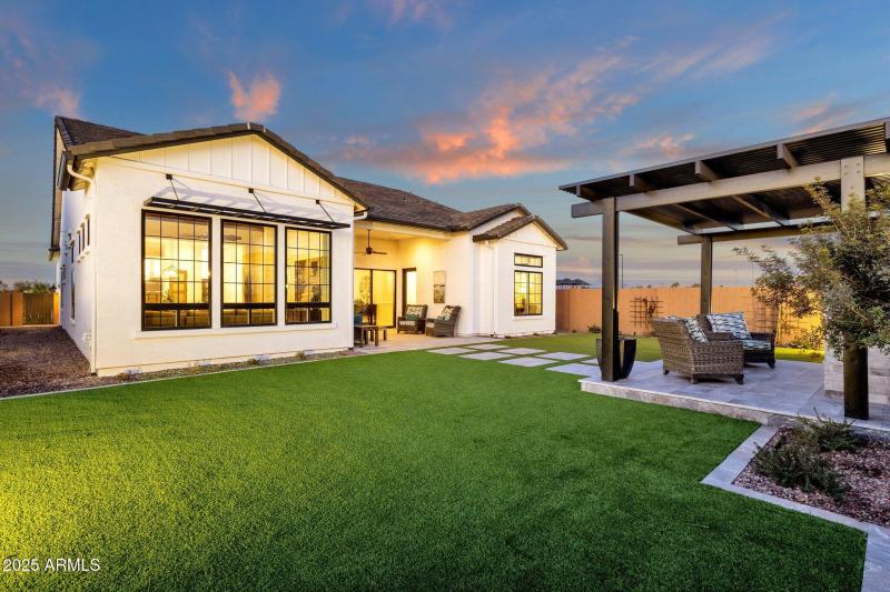 197-web-or-mls-1063-e-palm-bch-dr