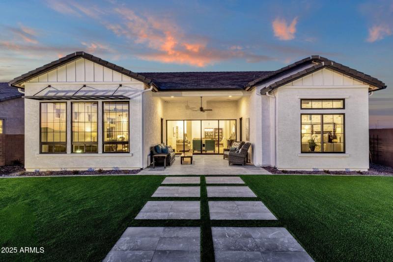 199-web-or-mls-1063-e-palm-bch-dr