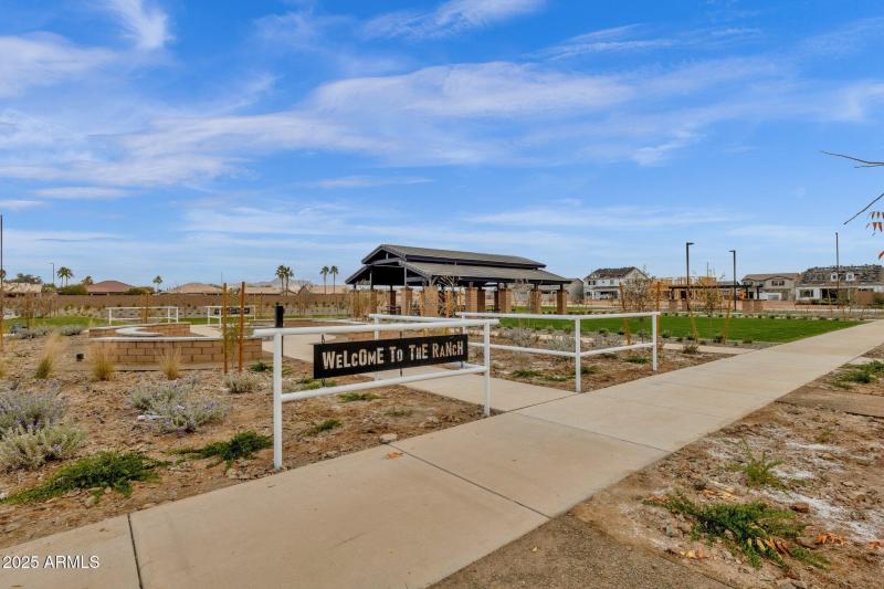 215-web-or-mls-1063-e-palm-bch-dr