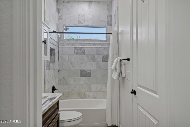 3076 E La Costa Dr-36