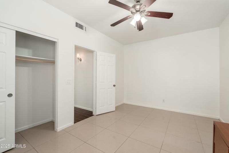 1770 W Mulberry Dr - 25