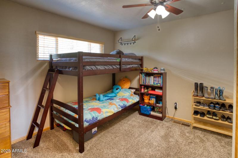 2611 ELLSWORTH AVE, Show Low, AZ