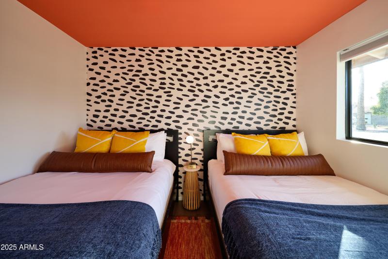 PropertyImageCo_4535N75thPl_WEB_20