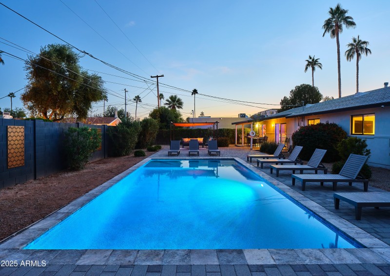 PropertyImageCo_4535N75thPl_WEB_40