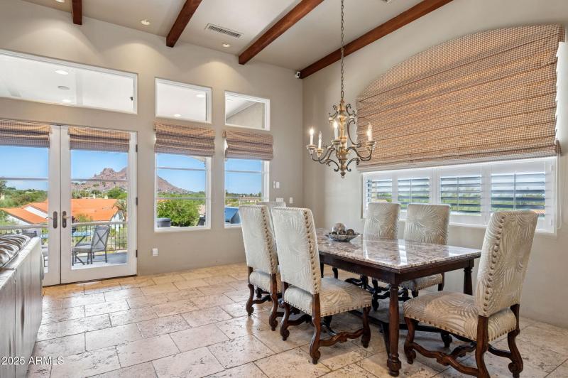 Great Room Dining mls-5738-n-32nd-pl