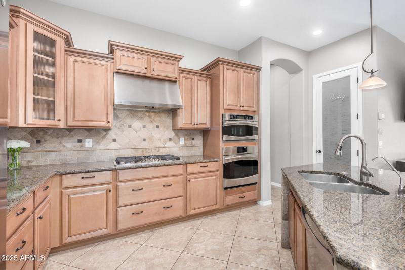 Large Walk-in Pantry