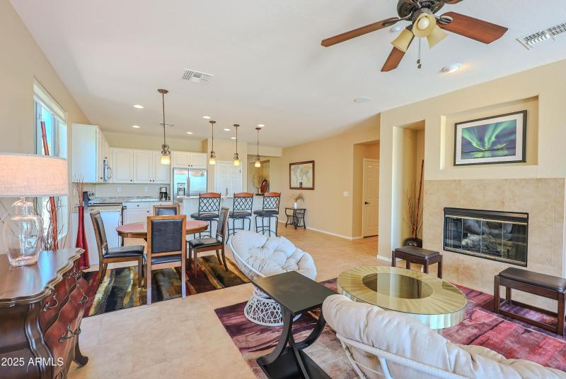 40838 N PRESTANCIA CT