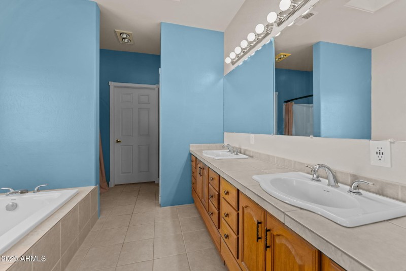 25-web-or-mls-DSC07256