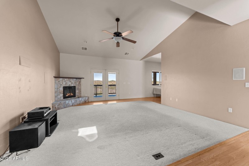 10-web-or-mls-DSC07181