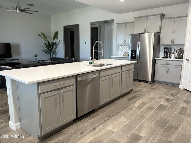 18) 59700-6866dc1dc503b