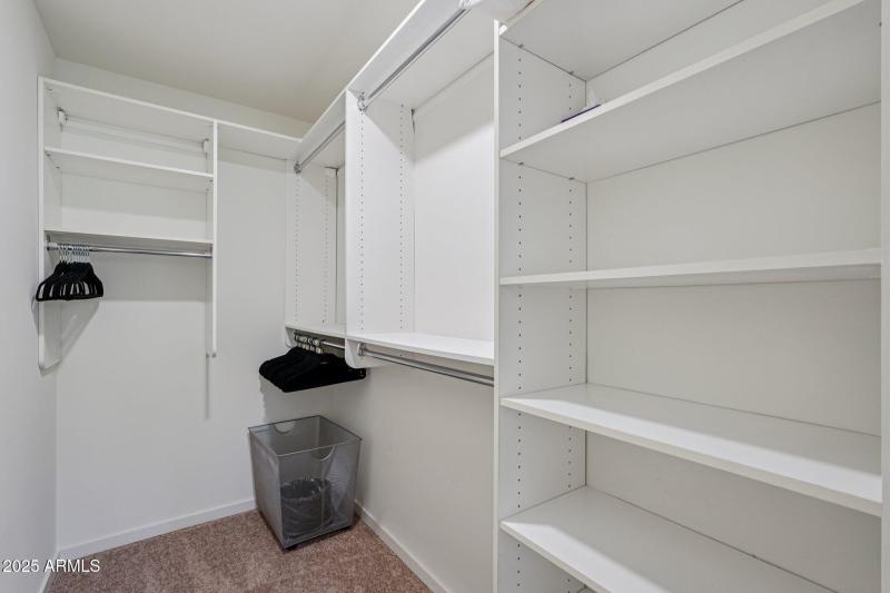 23-web-or-mls-E Rancho Vista Dr-S0807-02