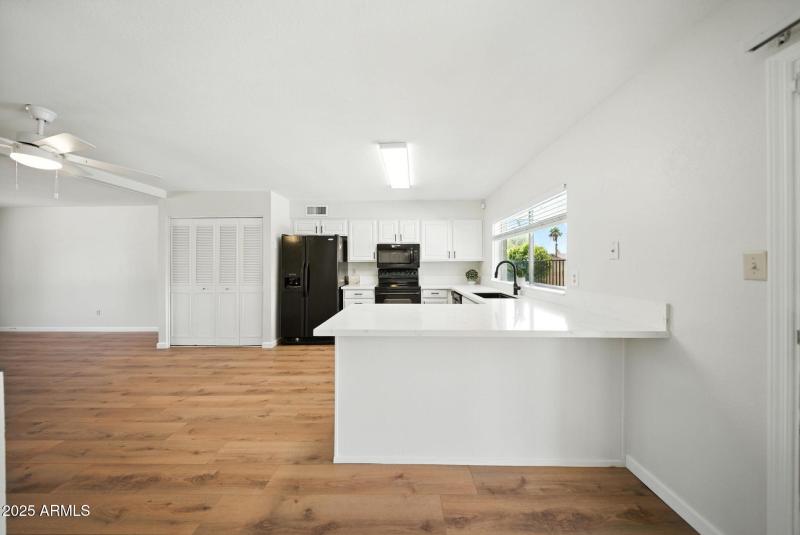 Breakfast bar seating