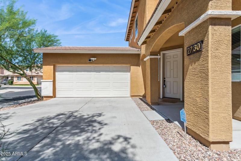 4-web-or-mls-2730-e-ellis-st