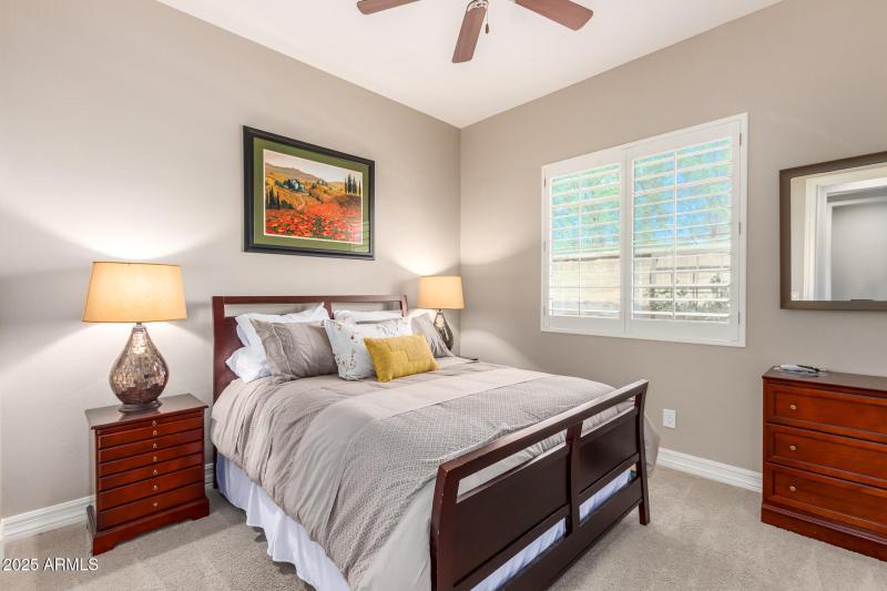 0025- 25 - Santa Cruz