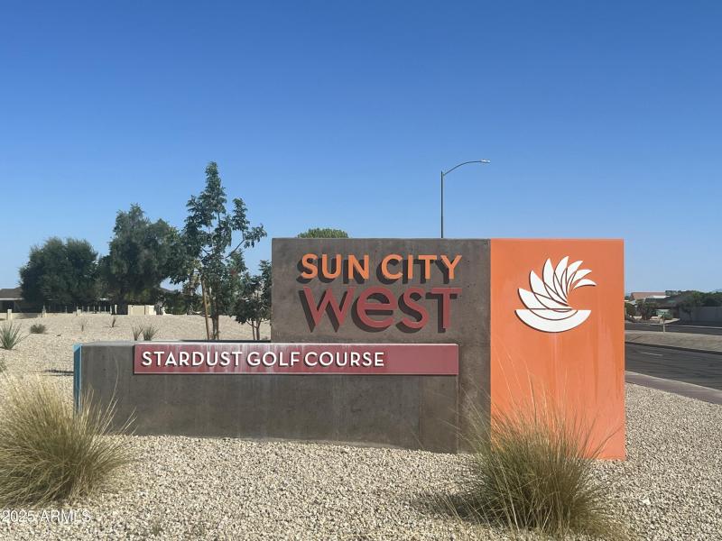 Stardust Golf Course Entry