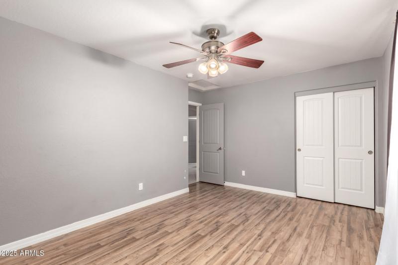 20 - Devonshire 10032