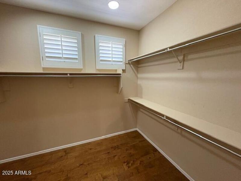 16) 59857-687042949cc45