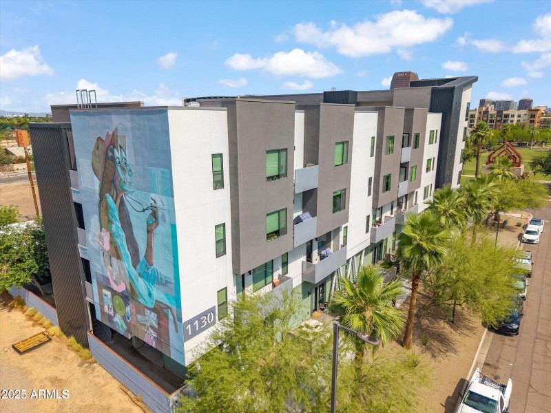 En Hance Condominims