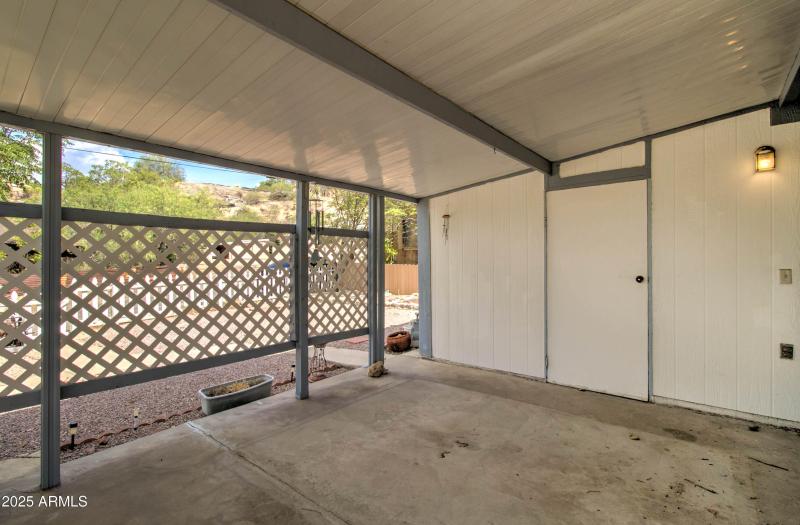 5846 Grover Canyon Rd-13