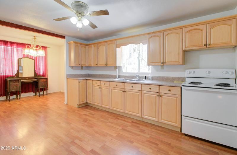 5846 Grover Canyon Rd-22