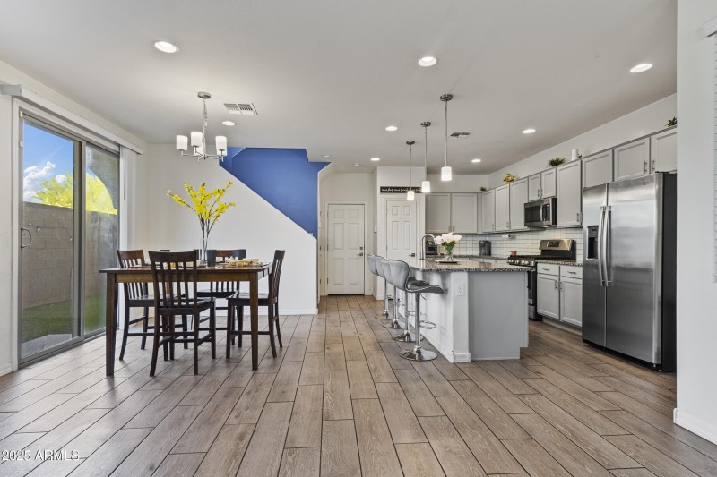 Light and bright living space