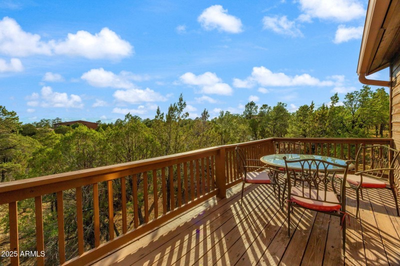 2781AirParkDr-Overgaard-AZ-16