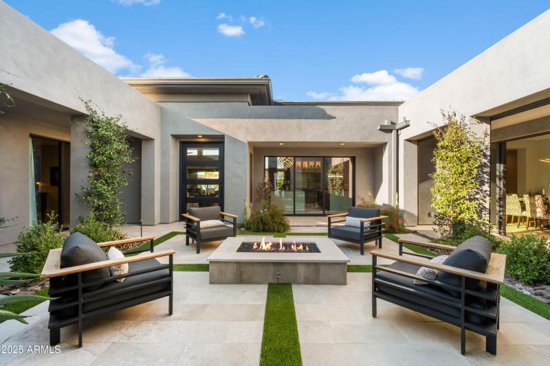 Private Courtyard Entry