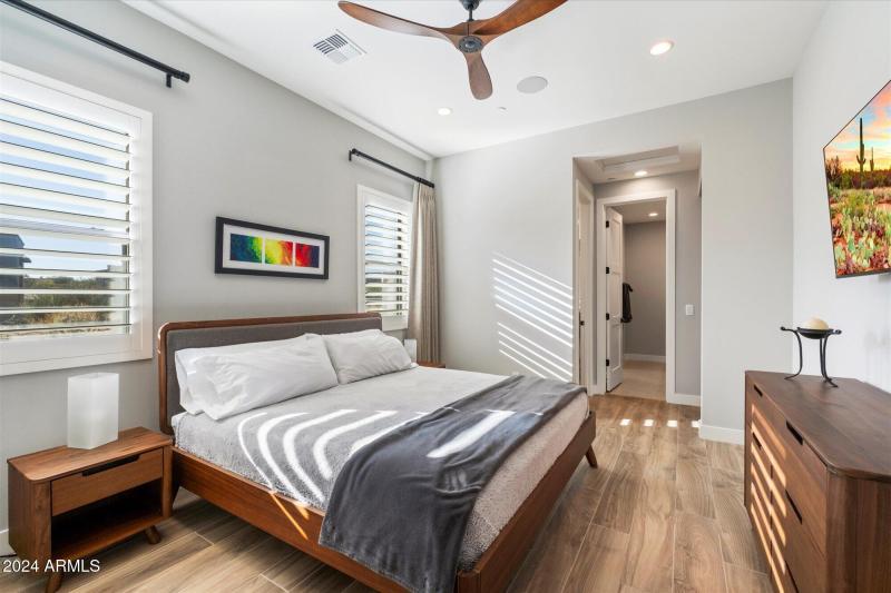 Guest En-Suite Bedroom