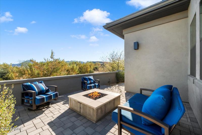 Front Sitting area near Casita