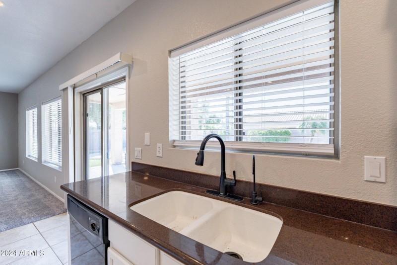 10-web-or-mls-Carlos-HD-10