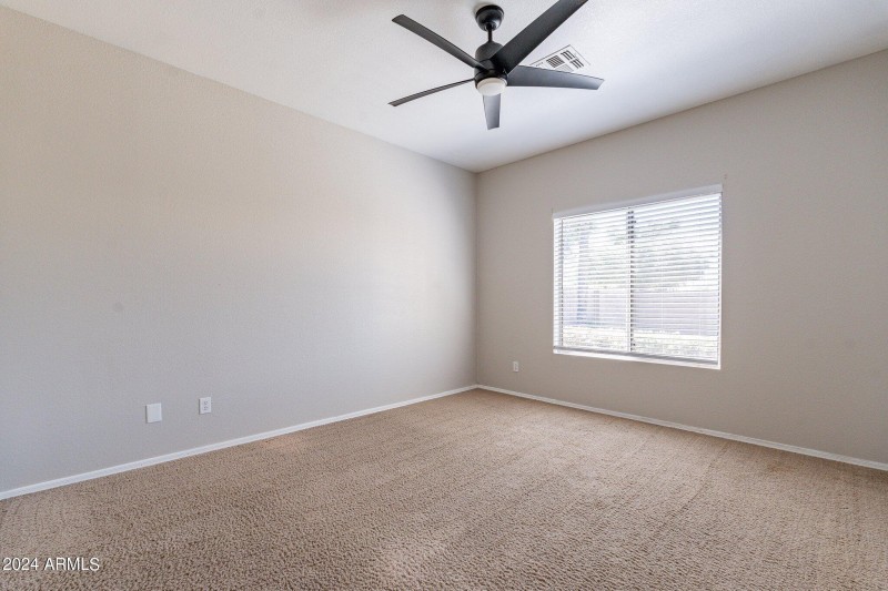 32-web-or-mls-Carlos-HD-32