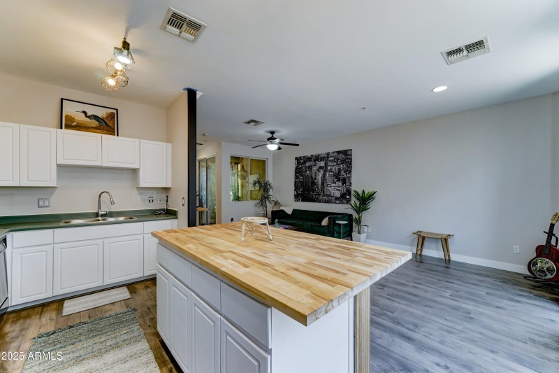 North-Phoenix-Epic-Townhome-8