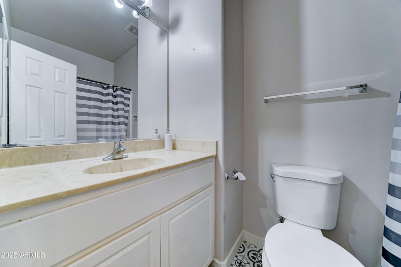 North-Phoenix-Epic-Townhome-19